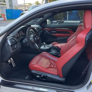 صورة مصغرة 32 لـ 2020 BMW M4 BASE