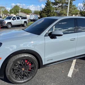 PORSCHE CAYENNE GTS - 2