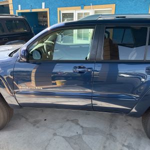 2005 Toyota 4RUNNER SR5 photo 4