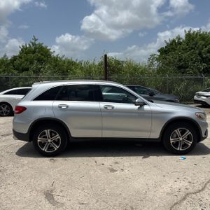 2016 Mercedes-BENZ GLC photo 10