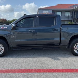2020 Chevrolet SILVERADO 1500 LT — фото 4