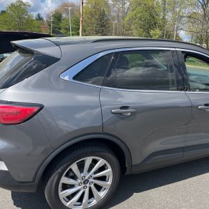 FORD ESCAPE TITANIUM - 9