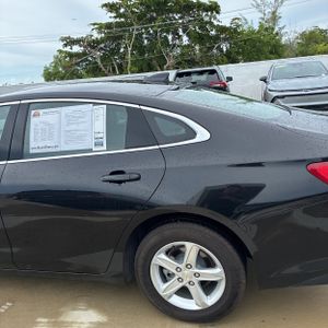 صورة 6 لـ 2024 Chevrolet MALIBU LT