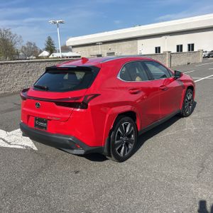 LEXUS UX 250H PREMIUM - 8
