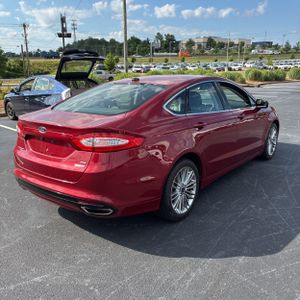 FORD FUSION SE - 8