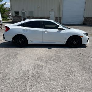 صورة 10 لـ 2020 Honda CIVIC SI