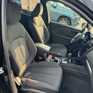 2025 Subaru FORESTER PREMIUM 照片 32