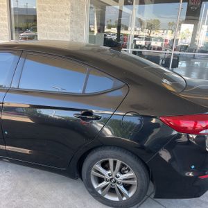 HYUNDAI ELANTRA SEL - 6