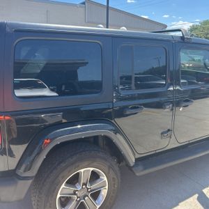 صورة 9 لـ 2021 JEEP WRANGLER UNLIMITED SAHARA