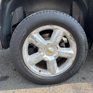 2011 Chevrolet SUBURBAN LS 缩略图 19