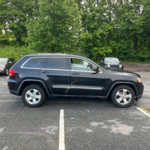 صورة 10 لـ 2012 JEEP GRAND CHEROKEE LAREDO