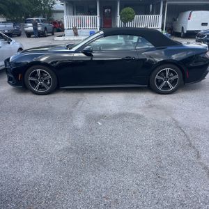 FORD MUSTANG ECOBOOST PREMIUM - 3