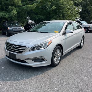 2015 Hyundai SONATA SE 照片 1