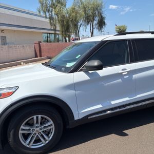 صورة 2 لـ 2021 FORD EXPLORER XLT