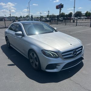 MERCEDES-BENZ E-CLASS - 7