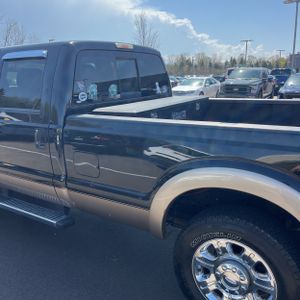 FORD F-250 SUPER DUTY LARIAT - 6