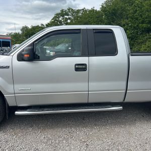 FORD F-150 XLT - 4