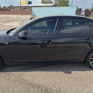 AUDI A4 2.0T PREMIUM - 4