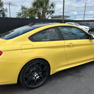 BMW M4 BASE - 9