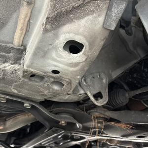 2011 Nissan ROGUE SV 照片 29