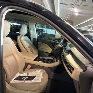 2023 Lincoln AVIATOR STANDARD thumbnail 32