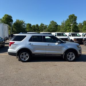 FORD EXPLORER LIMITED - 10