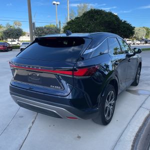 صورة 8 لـ 2023 Lexus RX 350 PREMIUM