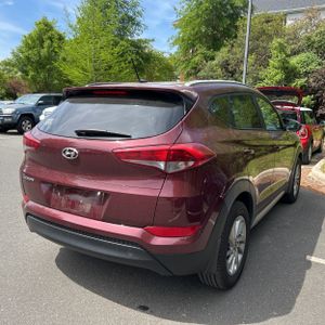HYUNDAI TUCSON SE - 8