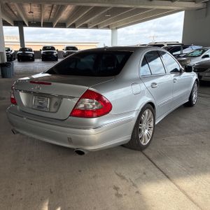 MERCEDES-BENZ E-CLASS - 8