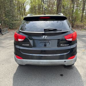 HYUNDAI TUCSON GLS - 7