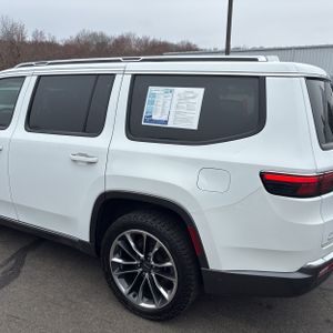 JEEP WAGONEER SERIES III - 6