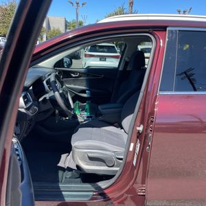 صورة مصغرة 31 لـ 2017 KIA SORENTO LX