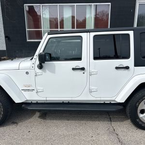 JEEP WRANGLER UNLIMITED SAHARA - 4