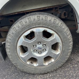2011 FORD F-150 LARIAT — миниатюра 19