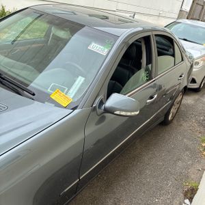 MERCEDES-BENZ E-CLASS - 2