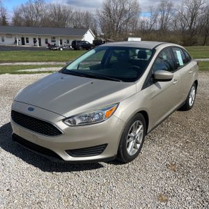 FORD FOCUS SE - 1