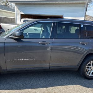 JEEP GRAND CHEROKEE L LAREDO - 4