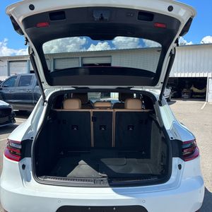 2018 Porsche MACAN BASE — фото 44