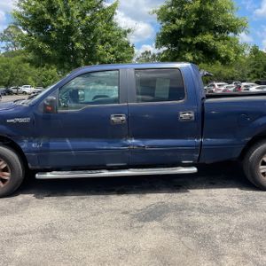 FORD F-150 XLT - 4
