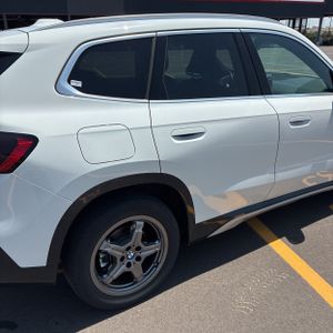 2025 BMW X1 XDRIVE28I — фото 9