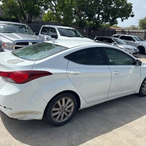 2015 Hyundai ELANTRA SE photo 9