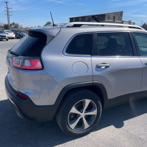 JEEP CHEROKEE LIMITED - 9