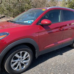 HYUNDAI TUCSON VALUE - 2