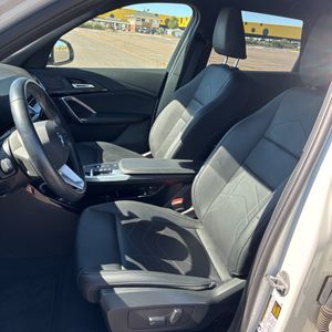 صورة مصغرة 32 لـ 2025 BMW X1 XDRIVE28I
