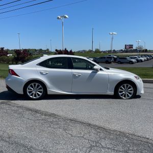 LEXUS IS 300 BASE - 10