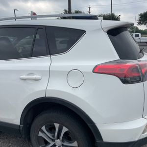 TOYOTA RAV4 - 6