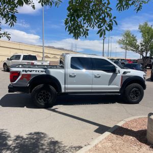 FORD F-150 RAPTOR - 10