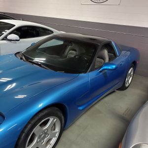 CHEVROLET CORVETTE - 2