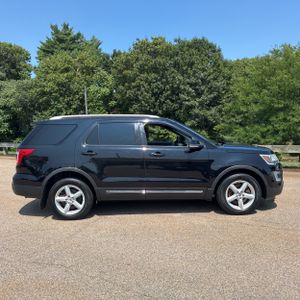 صورة 10 لـ 2016 FORD EXPLORER XLT