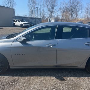 CHEVROLET MALIBU 1LT - 4